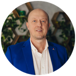 CEO - Robert Plewiński